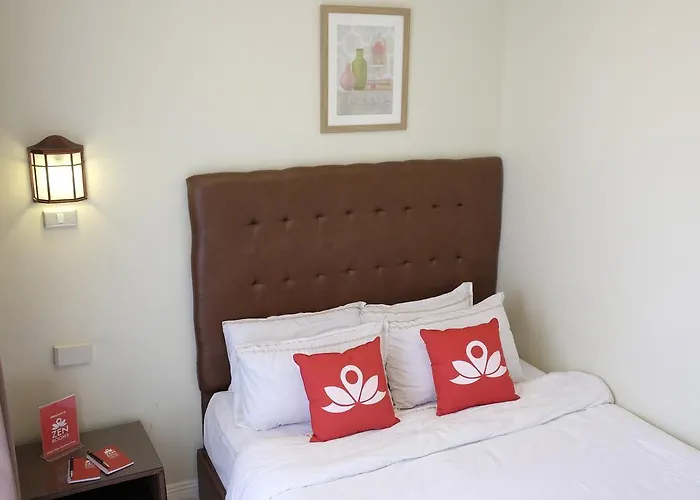 Zen Malate Robinsons Hotel